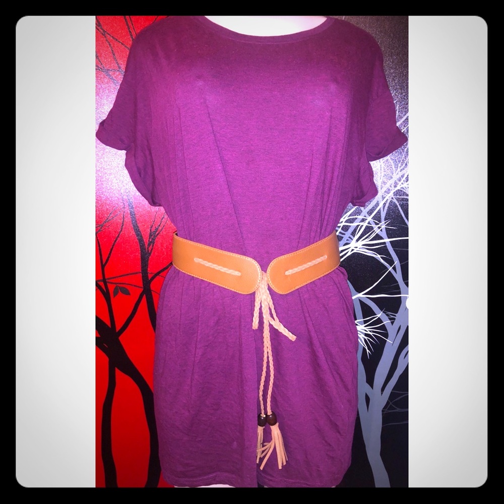 ❤️4/$20 H&M maroon T-shirt top/dress